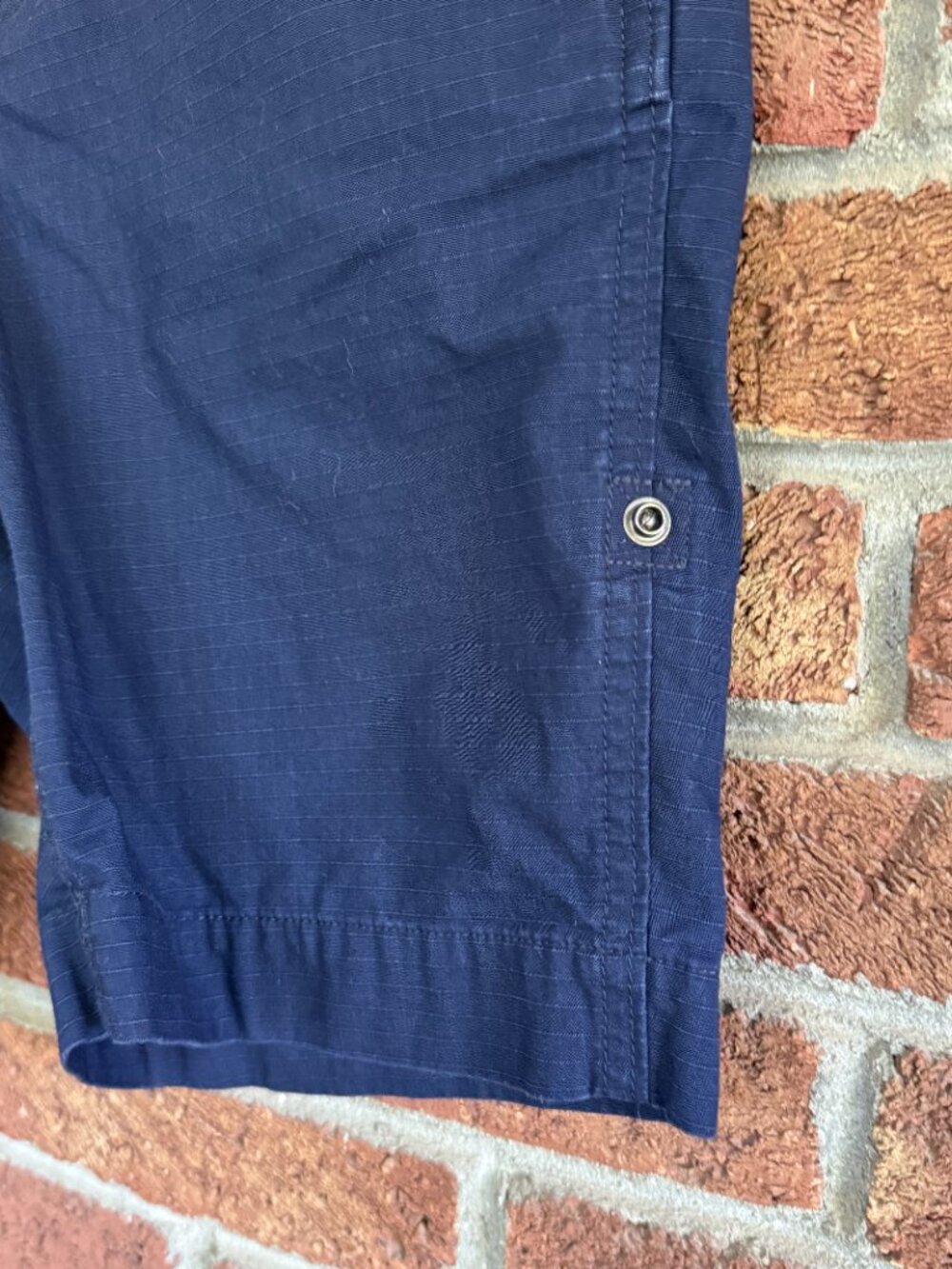 carhartt shorts * navy blue * size 8 * force original fit work short * euc - Picture 3 of 6